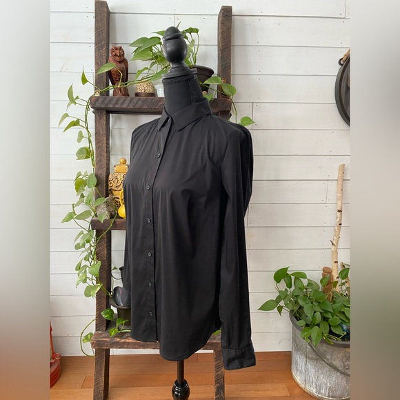 Apt 9.: Classic Black Women’s Button Down Shirt - Picture 8 of 17